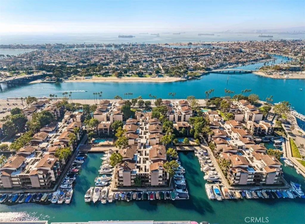 6112 Marina Pacifica N, Long Beach, California 90803 home-pic-27